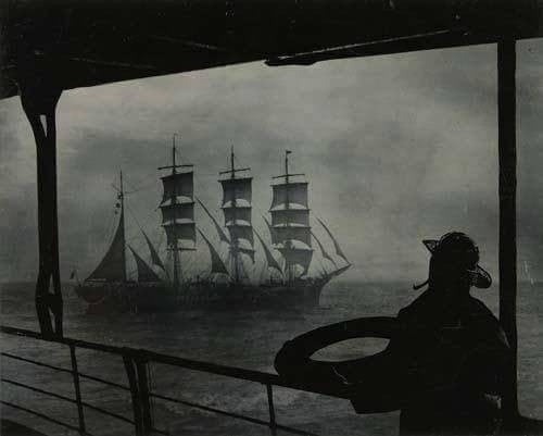 Marin qui Regarde le Navire (1940), par Aubrey Bodine